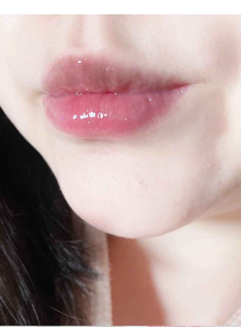 New Fashion Gege Bear Bow Lip Gloss Plump Lips Water-Proof Shining Jelly Oil with Mineral Ingredients