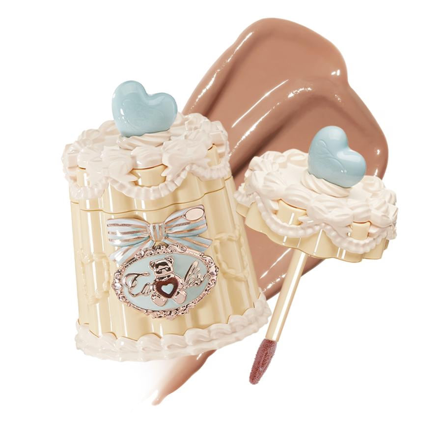 Flowerknows Sweetie Bear Coating Lip Jelly JE01 Fluffy Toast shade lip gloss swatch showing soft nude brown tint and glossy shine on lips against white background.