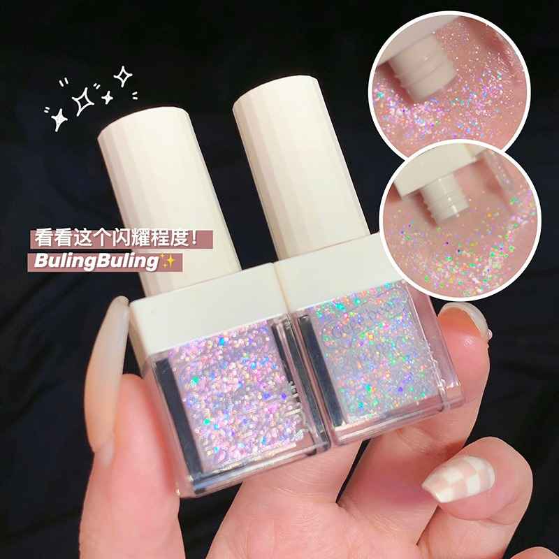 Pacl of 2 liquid shimmer eyeshadow and collage image in circle showing the details of shimmery contents 