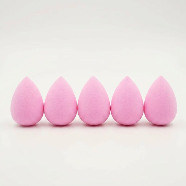 pack of 5 baby pink mini beauty blender on a white background 