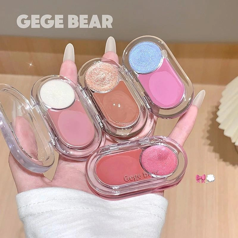 Hand holding four small makeup blushes cases with different colors, branded 'GEGE BEAR'.