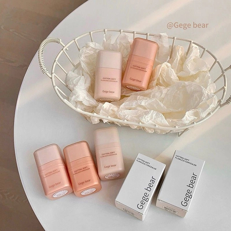 gege bear matte concealer  bottles and boxes with 'Gege bear' branding on a white surface.